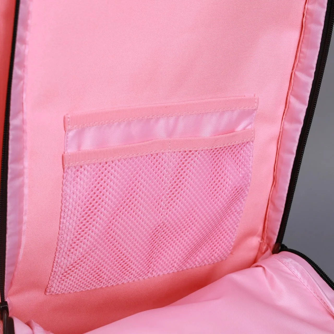 35L Backpack Knockout Pink
