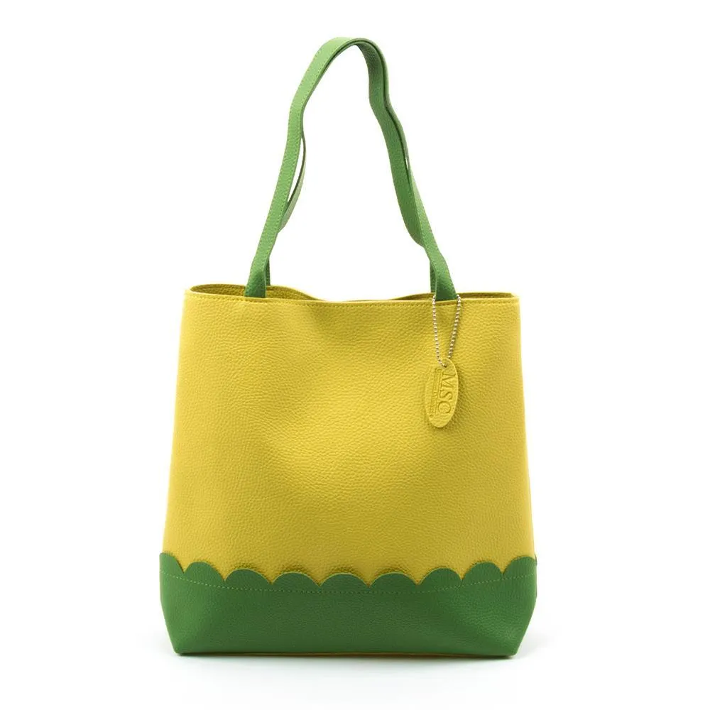 Scallop Trim Handbag